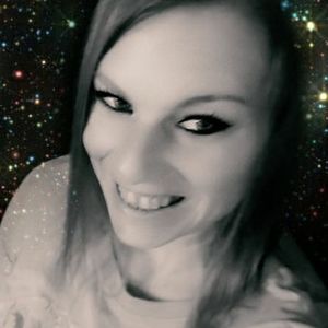 Meet your Posher, Naomi